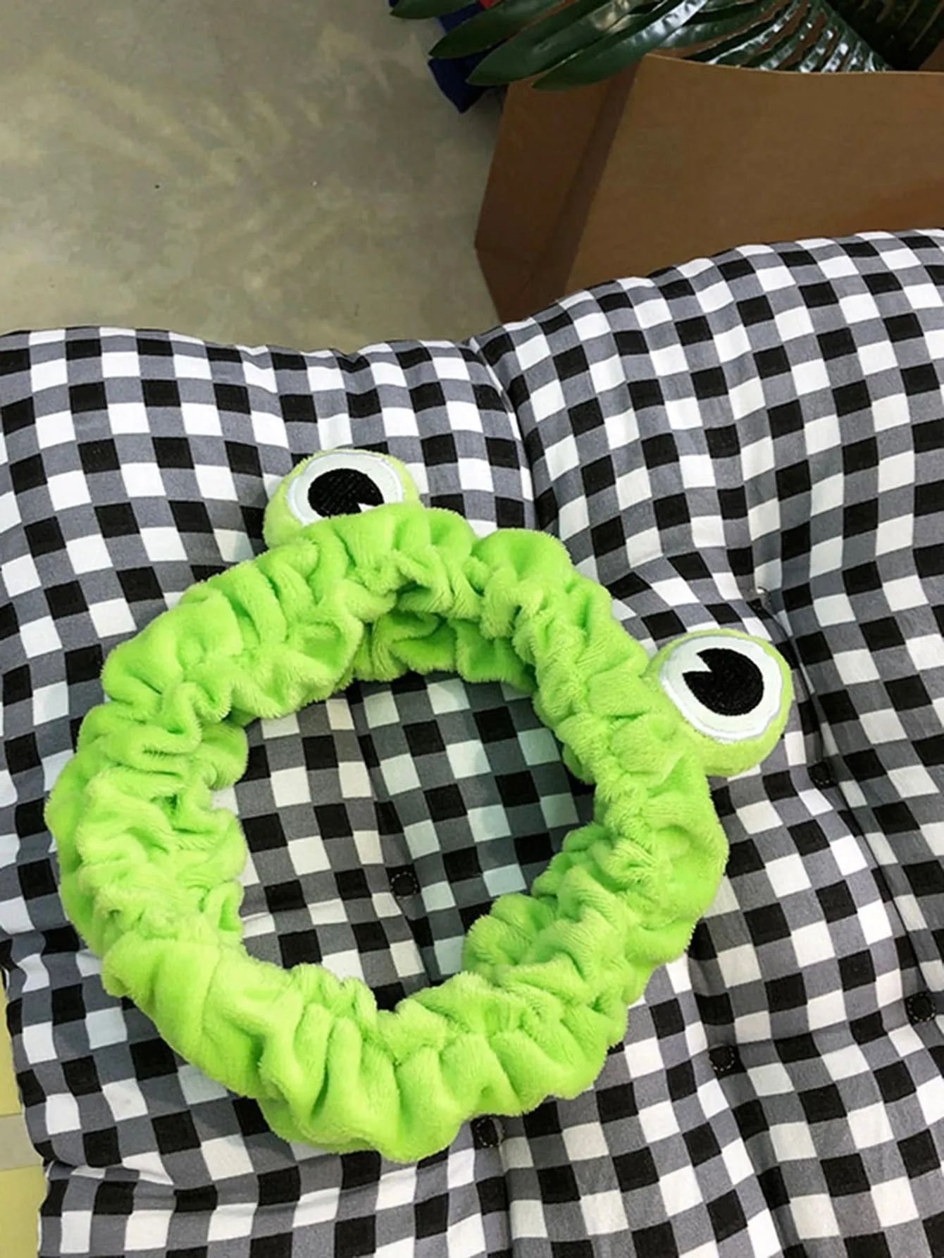 1pc Cartoon Frog Eye Detail Bath Headband