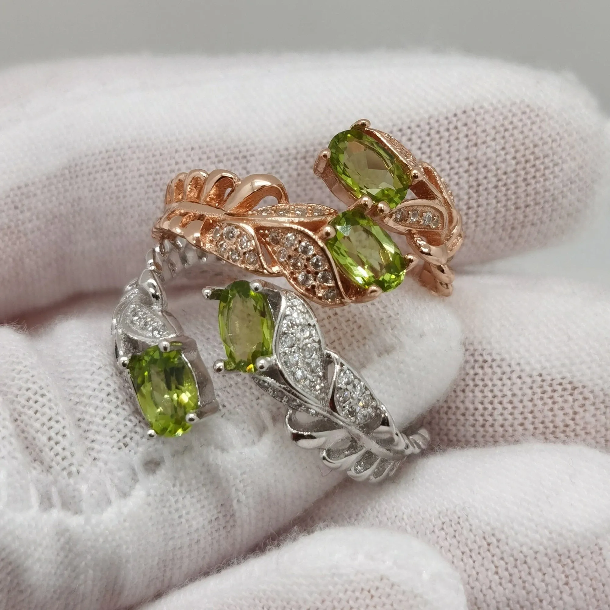 Fashion Leaf Peridot Open Ring - 925 Sterling Silver