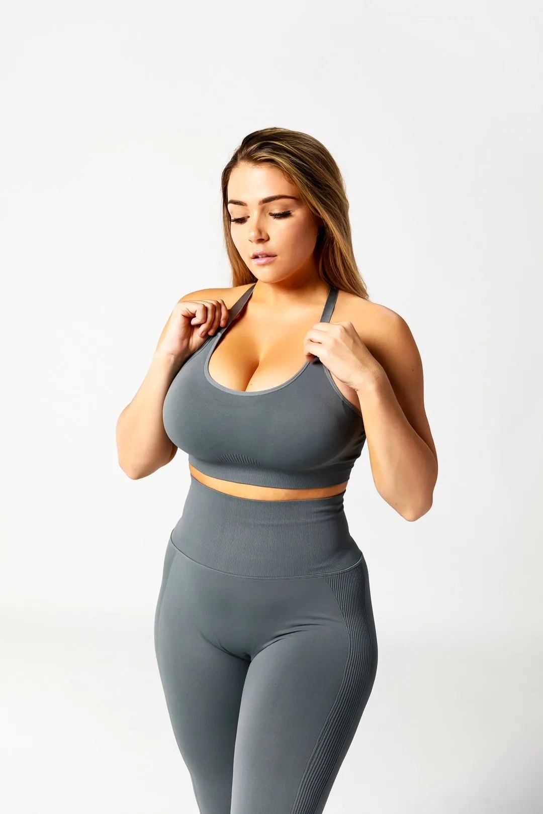 Seamless Cross Back Support Sports Bra - Charcoal