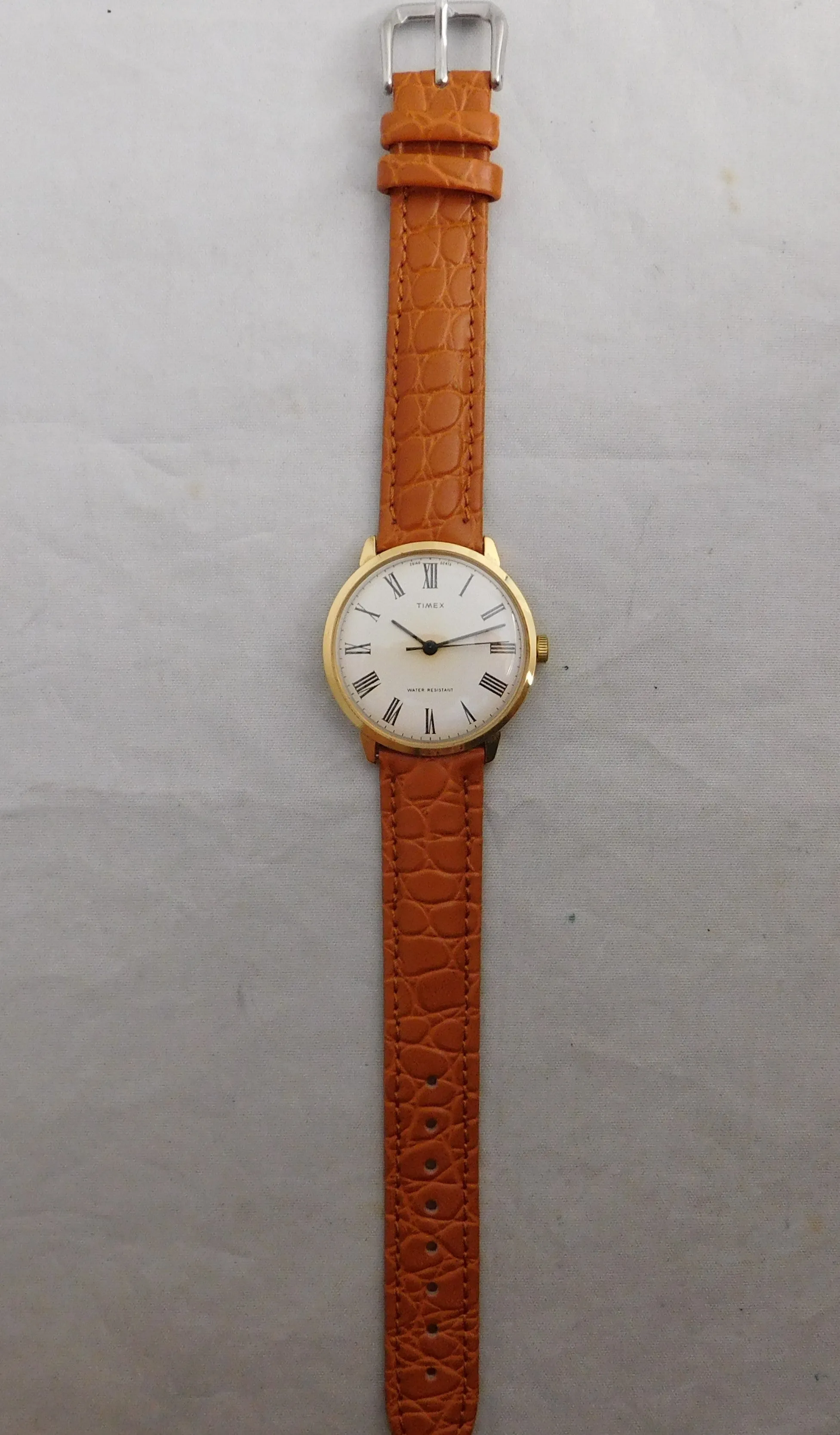 Timex Marlin White Roman Numeral Dial Vintage 1976 Manual Wind Mens Watch....34mm